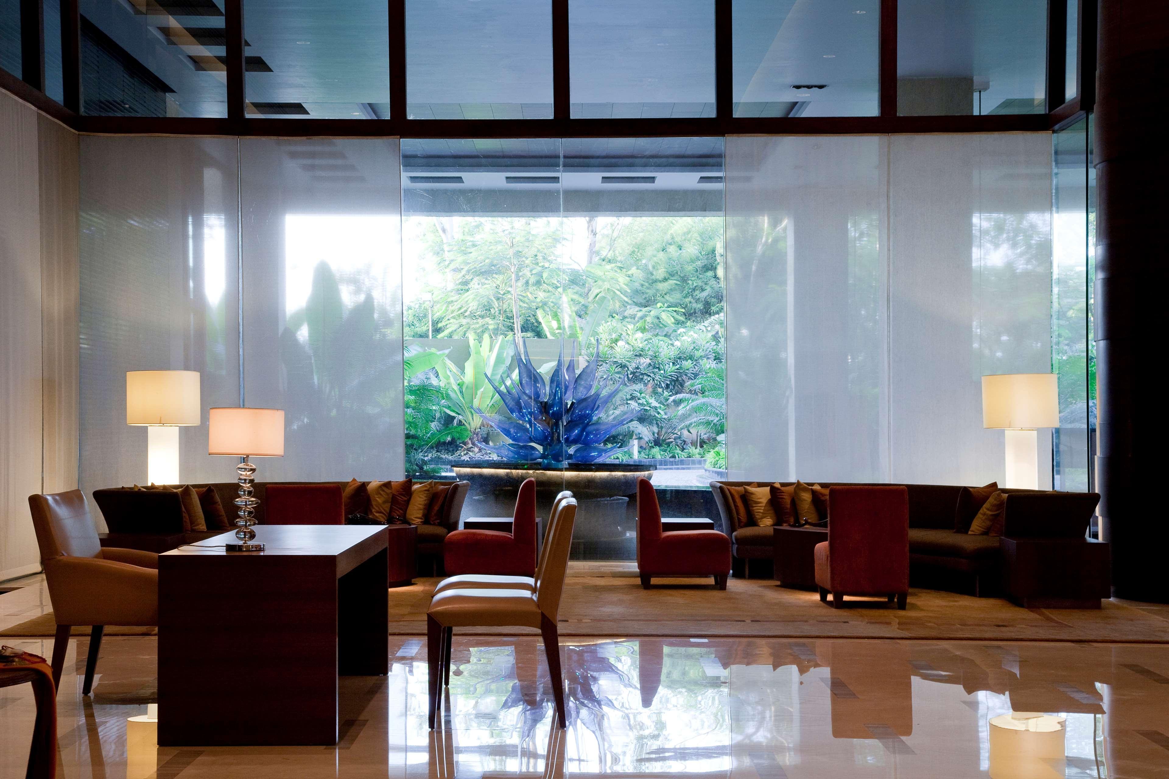 Hyatt Pune Exterior foto The lobby of the hotel