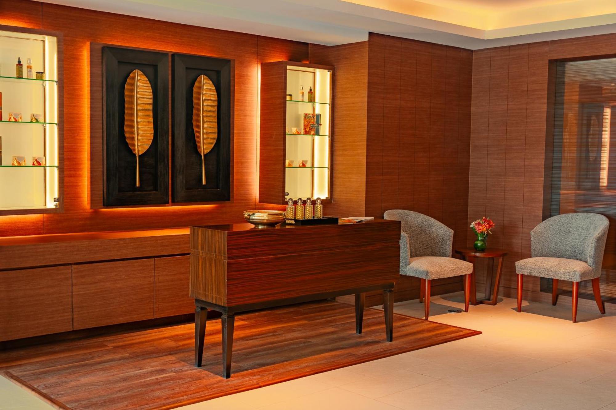 Hyatt Pune Exterior foto The interior of the Bvlgari Hotel in Rome